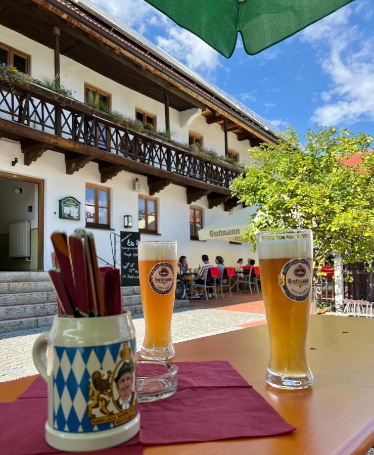 Kastanienhof Pfettrach Hotel Altdorf  Exterior photo